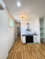 Building Photo - 5041 Delbon Way