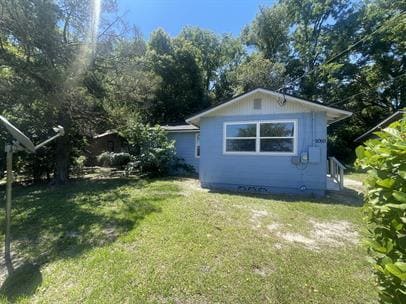 Building Photo - 2050 W 40th St