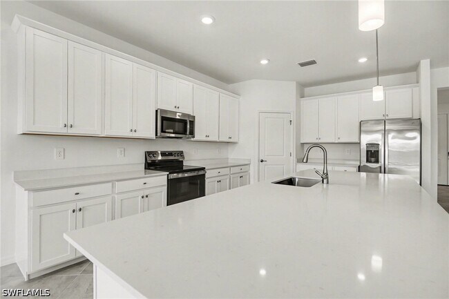 Building Photo - 18850 River Burst Ct
