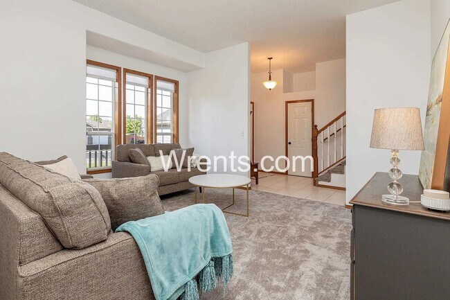 Building Photo - Beautiful 6 bed Highly Desirable Colbert Area!