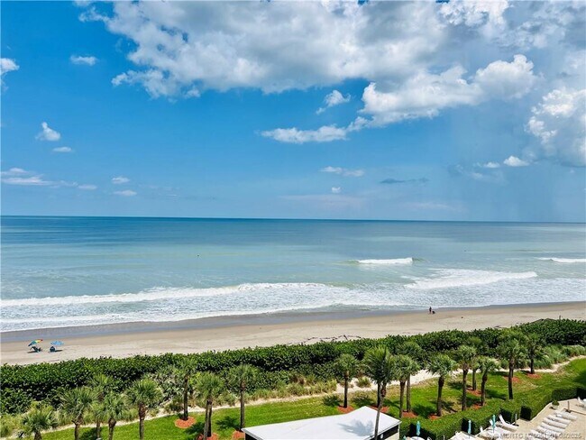 Building Photo - 9500 S Ocean Dr
