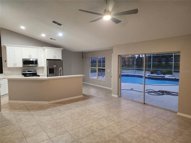 Building Photo - 2883 Picadilly Cir