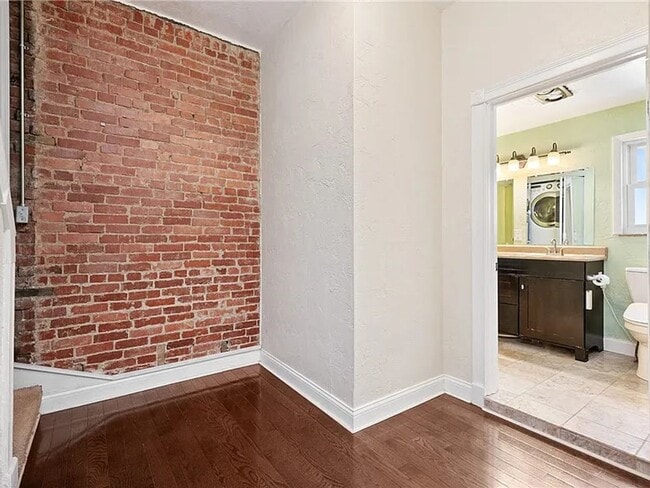 Building Photo - 3 Bed 2 Bath Lawrenceville House