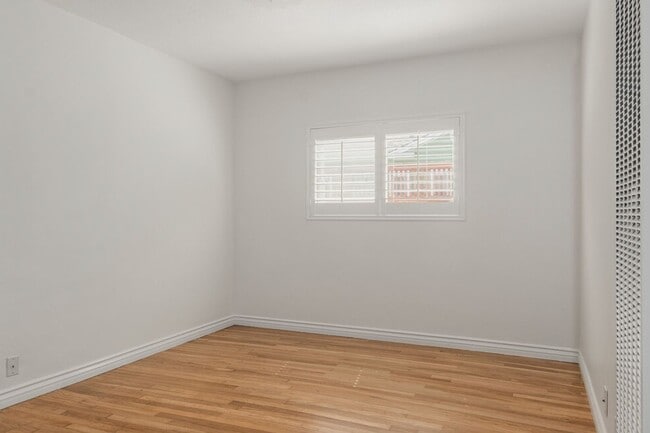 Building Photo - 2605 28th St