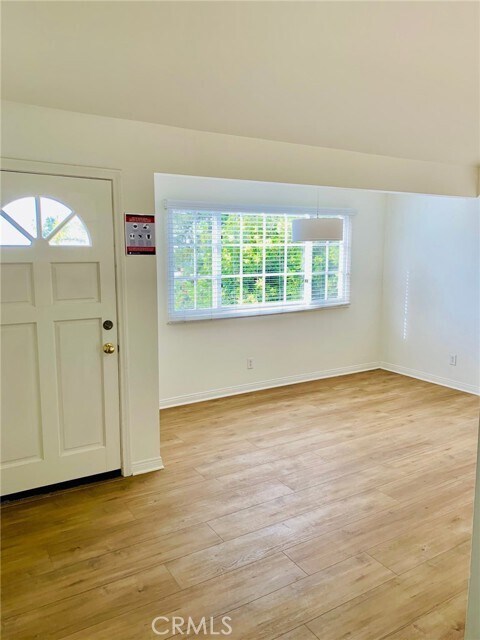 Building Photo - 157 Avenida Miramar
