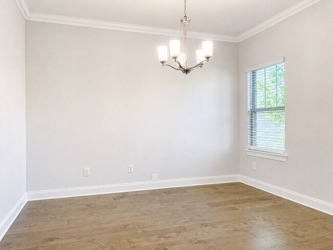 Building Photo - Available NOW!  Stunning 4 bed, 2.5 bath residence in the highly sought-after Foxland Harbor Golf...