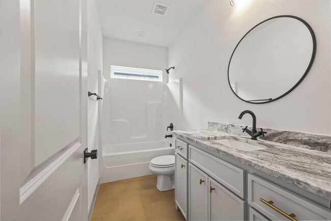 Building Photo - 1509 Padova Ave