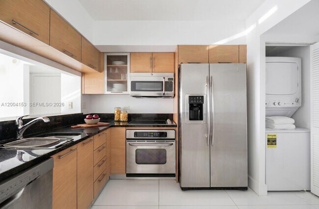 Building Photo - 31 SE 5th St