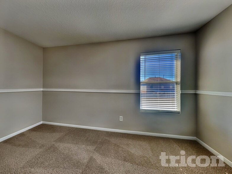 Building Photo - 20814 Fox Swift Ct