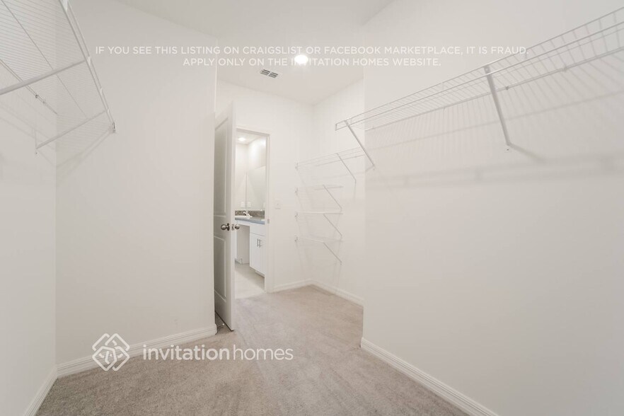 Building Photo - 11294 Riley Pines Cir