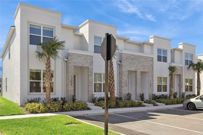 Building Photo - 17334 Serenidad Blvd