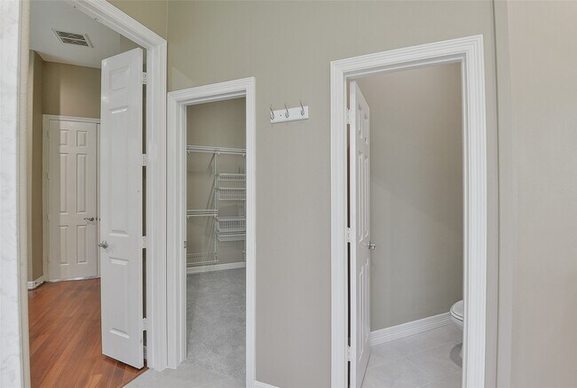 Building Photo - 3960 Farm to Market 1960 Rd E