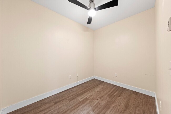 Building Photo - Luxury 3 Bedroom Townhouse on Okaloosa Island!