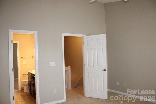 Building Photo - 10118 Frosty Ln