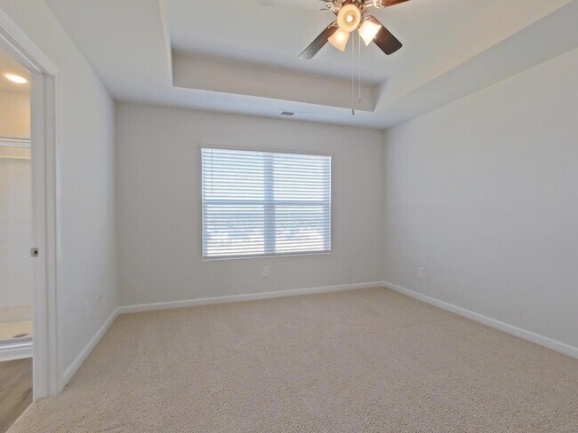 Building Photo - 937 Raghorn Rd