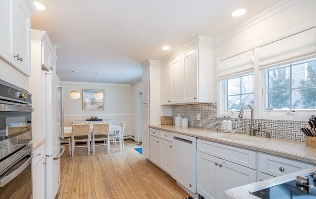 Building Photo - 27 Tanners Neck Ln