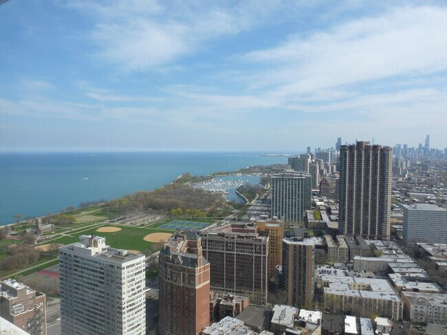 Building Photo - 655 W Irving Park Rd