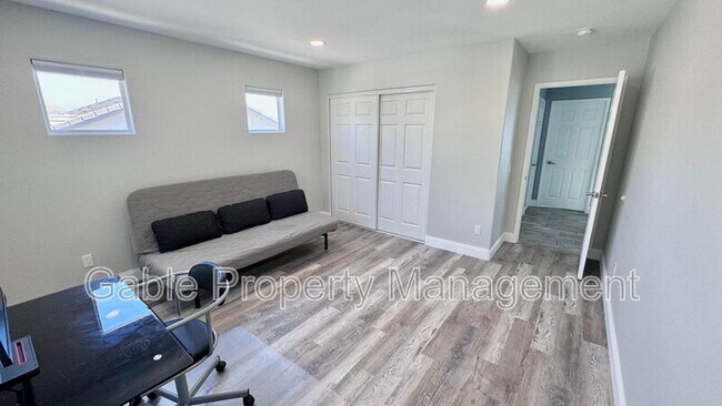 Building Photo - 19114 Olympic Crest Dr