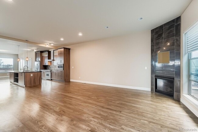 Building Photo - 2915 Umatilla St