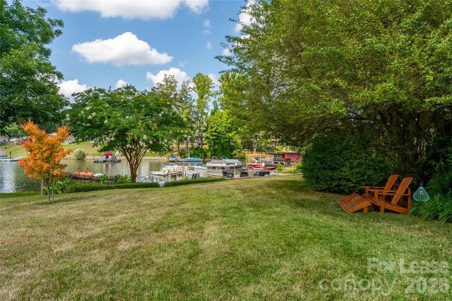 Building Photo - 108 Surfside Rd