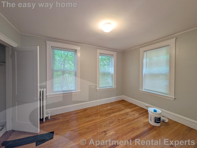 Building Photo - 156-158 Summer St Unit #114