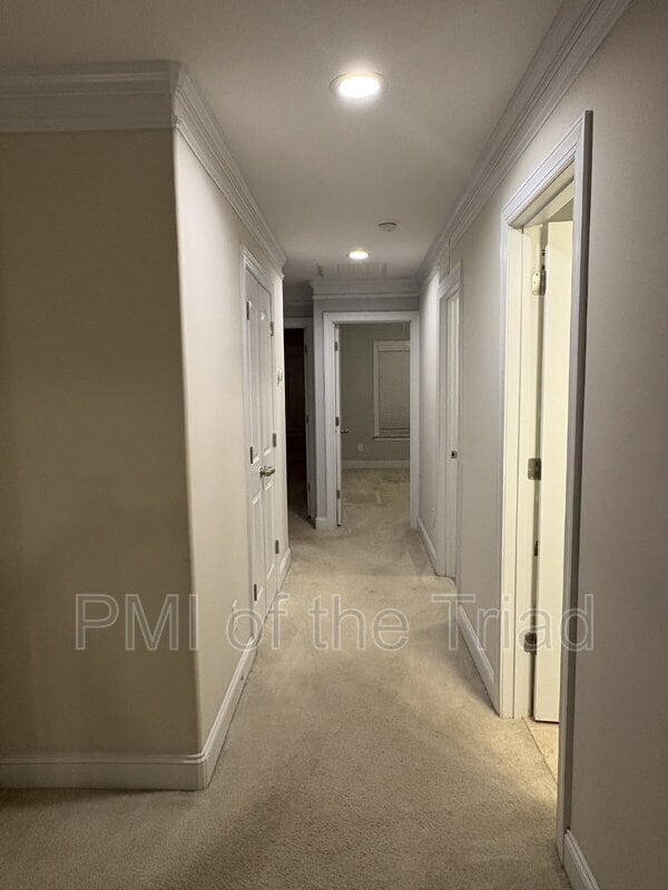 Building Photo - 1146 Augustine Heights Dr