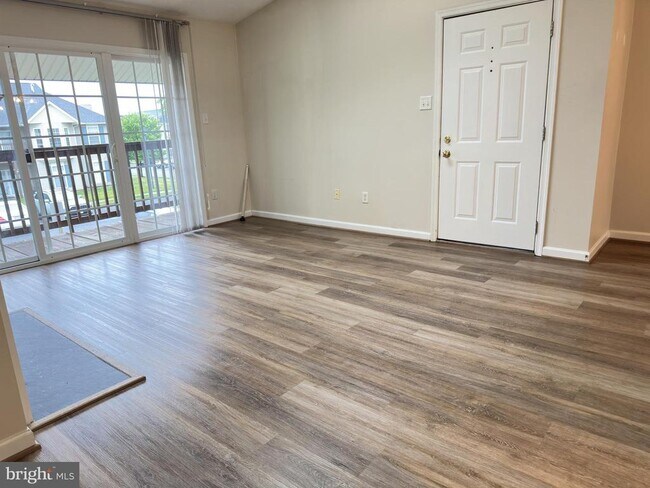 Building Photo - 121 Brookland Ct