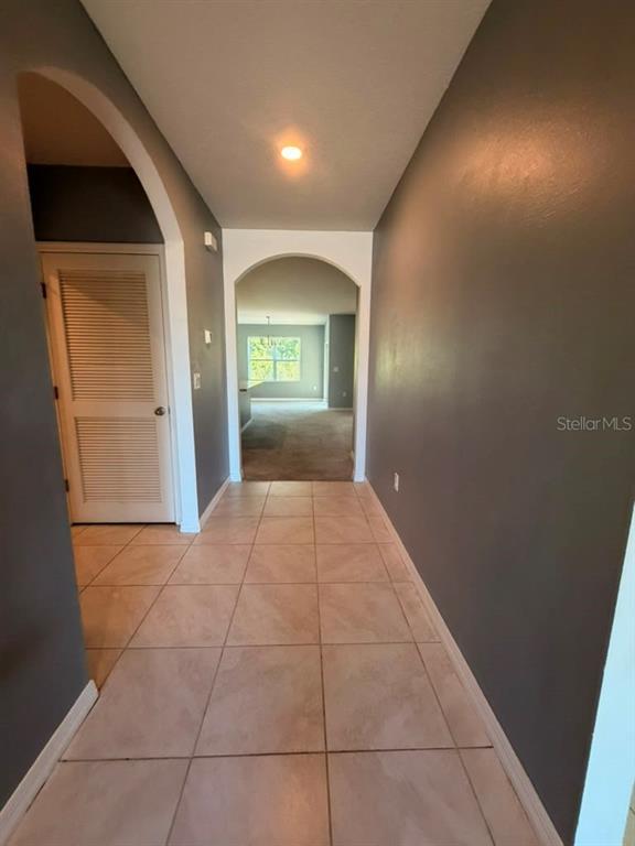 Building Photo - 948 Summer Glen Dr