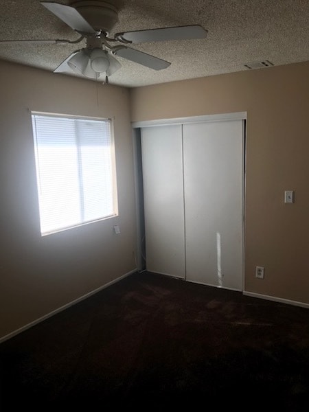 Building Photo - Spacious 3 bedroom Home for Rent