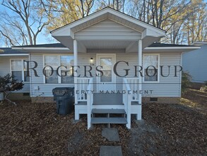 Building Photo - #450 - 236-238 Crozier St Duplex