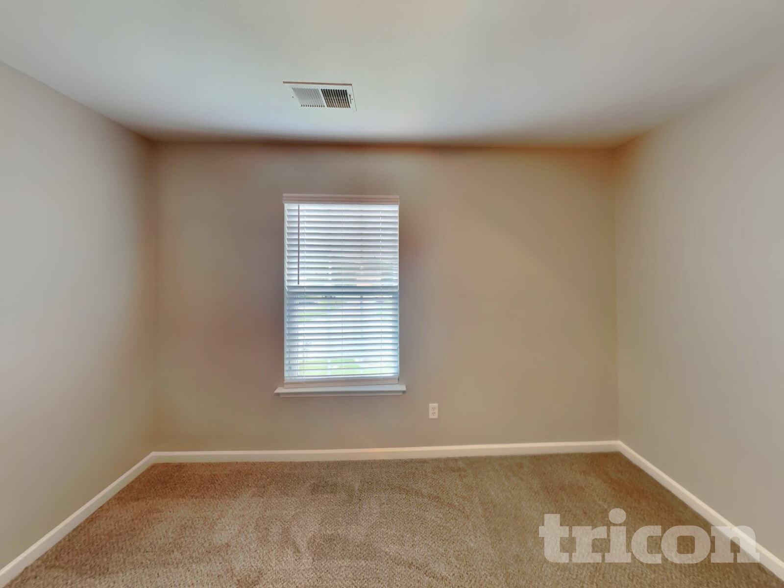 Building Photo - 113 Driftwood Ave