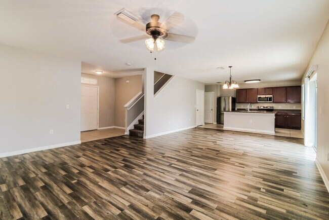 Building Photo - 14489 Finsbury Dr