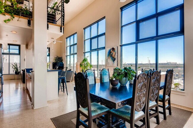 Building Photo - 3100 Huron St