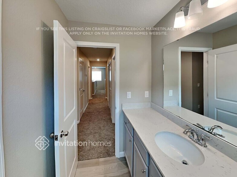 Building Photo - 2558 Laylas Wy