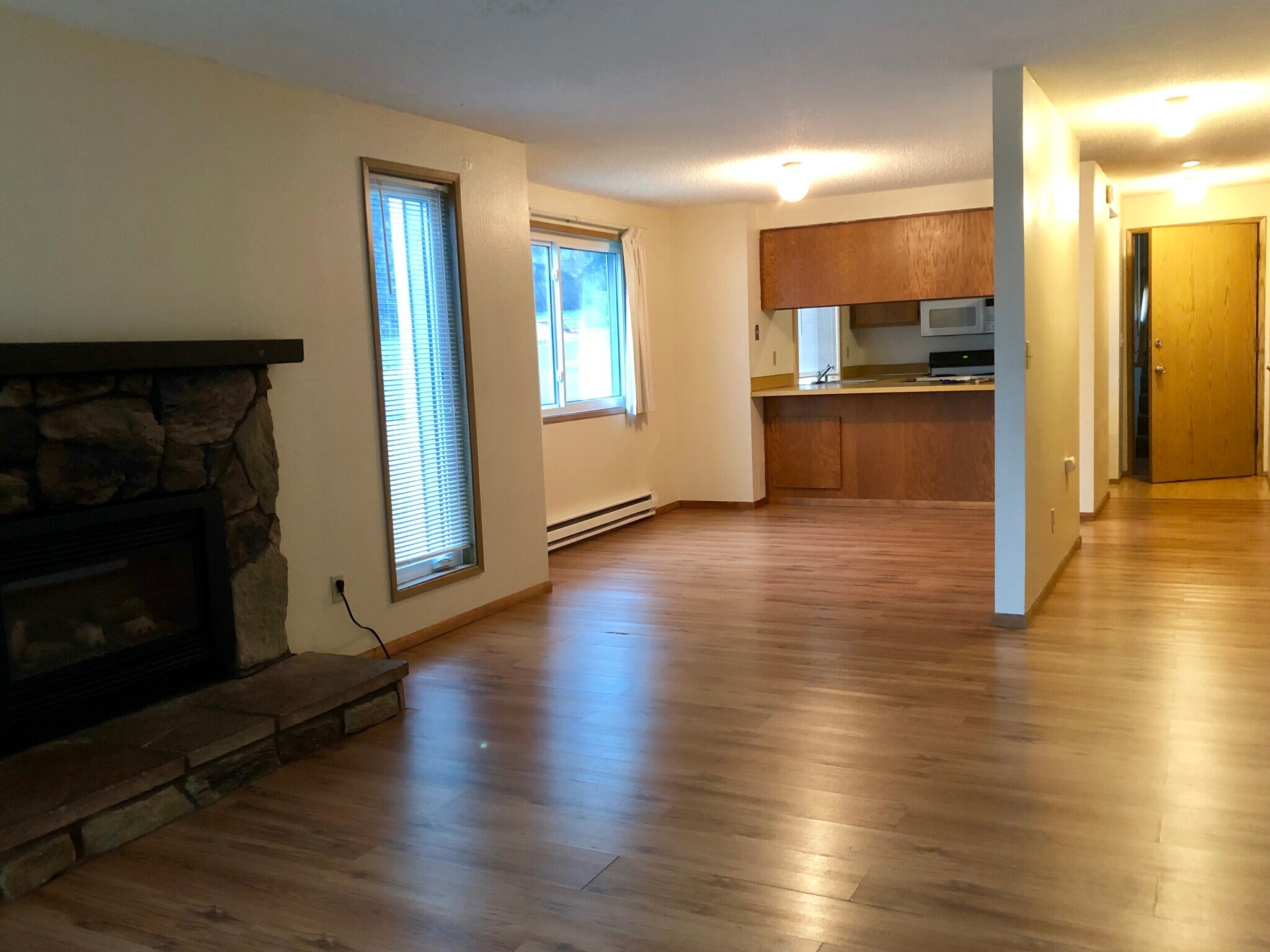 Building Photo - 7163 Chico Way NW