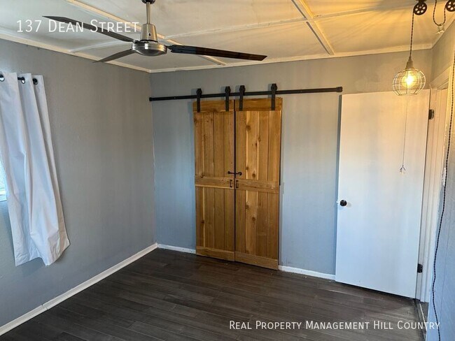 Building Photo - 137 Dean St