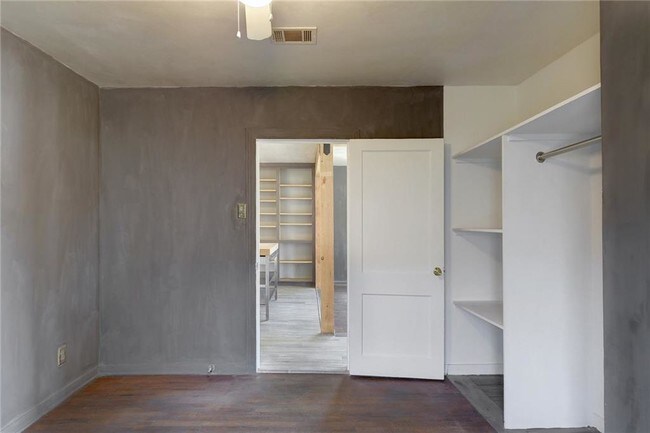 Building Photo - 1104 Tillery St