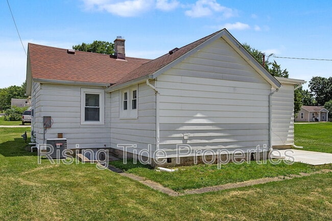 Building Photo - 1607 Montgomery Ave