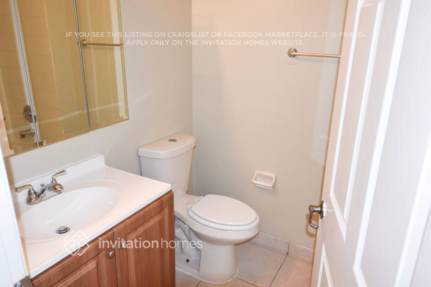 Building Photo - 8542 Water Cay