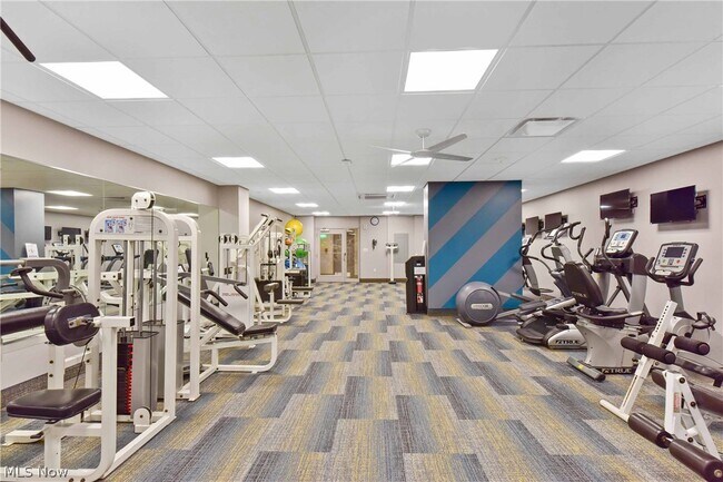 Building Photo - 12900 Lake Ave