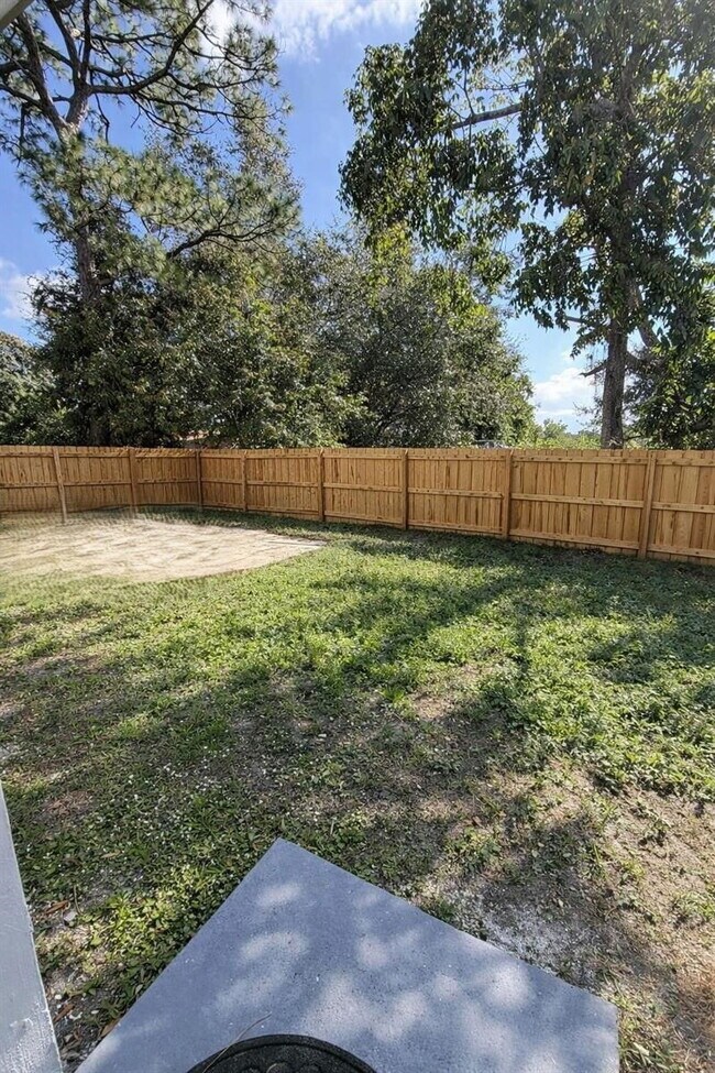 Building Photo - 3860 NW 208th St