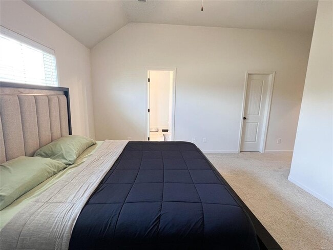 Building Photo - 901 Hedgefield Way