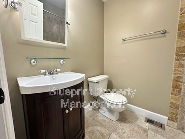 Building Photo - 118 Ridge Park Dr