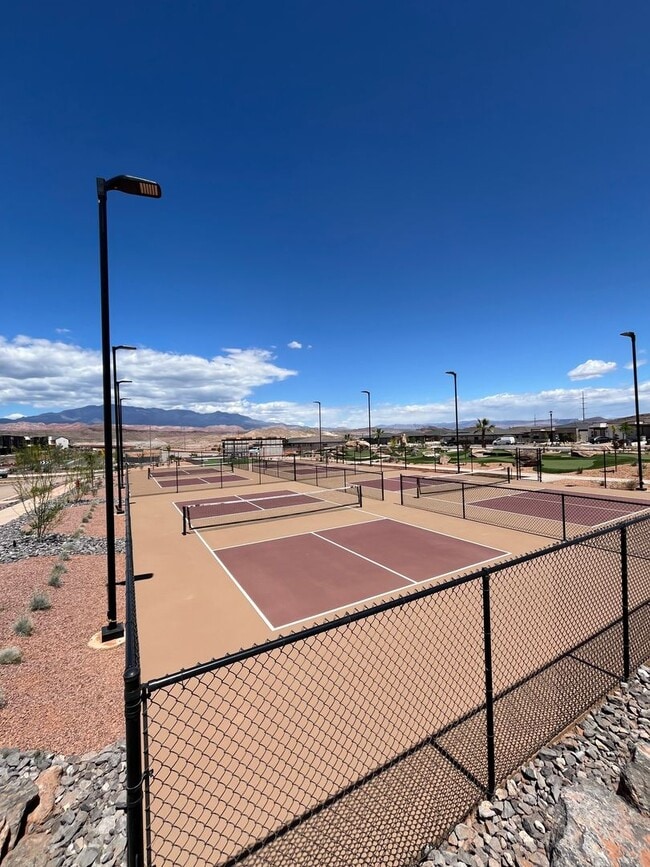 Building Photo - DIRECTLY ACROSS FROM THE AMMENITIES!