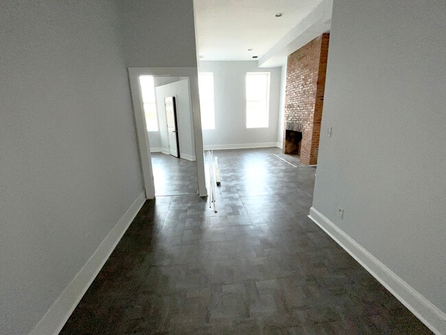 Building Photo - 1800 McCulloh St