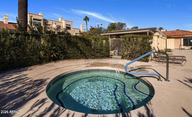 Building Photo - 16724 E Gunsight Dr