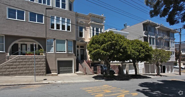Building Photo - 3116-3118 Washington St
