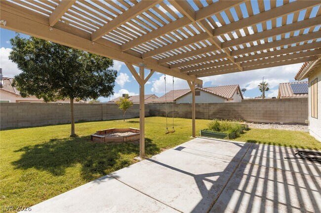 Building Photo - 5220 Don Alberto Ct
