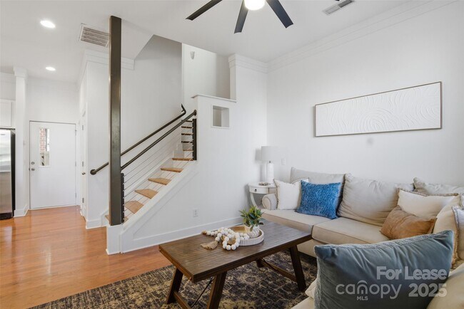 Building Photo - 3254 Noda Blvd