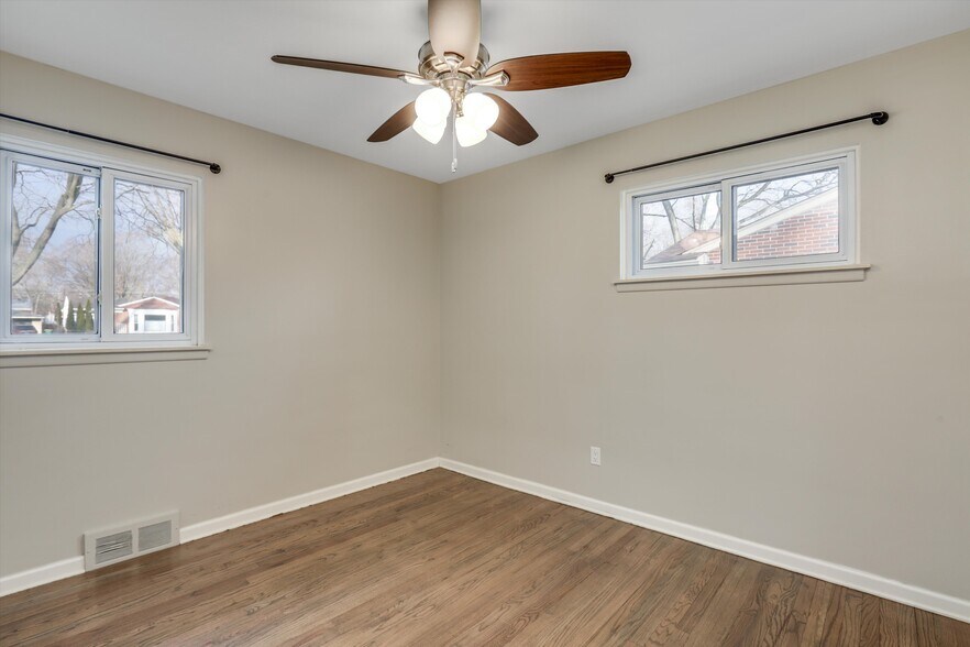 Building Photo - 22826 Frederick Ave